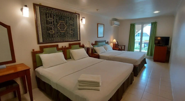 Четырёхместный номер Standard TRAVELLERS LODGE
