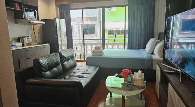 Студия Patong Central Residence & Apartment
