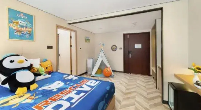 Семейный люкс Royeah Hotel