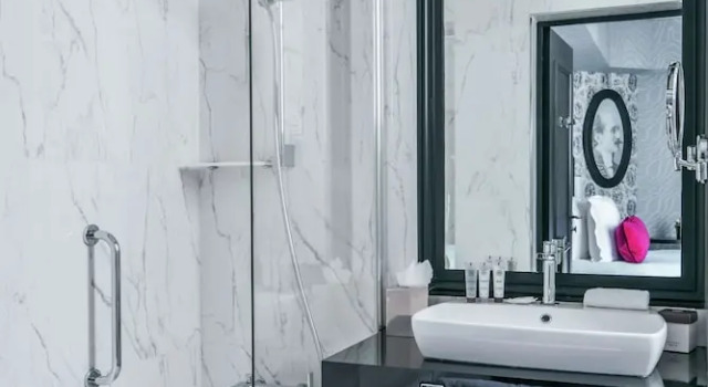 Двухместный номер Classic Maison Astor Paris, Curio Collection by Hilton