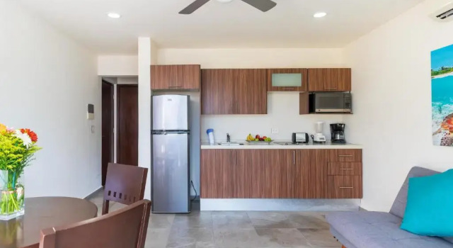 Апартаменты Playa 4020 Apartments with Rooftop Pool near 5th and Beach