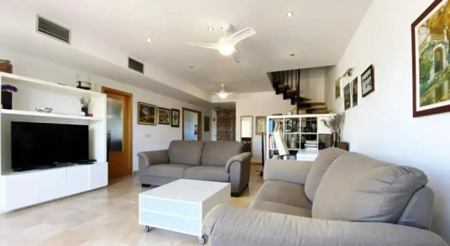 Villa Buena Vista - 5 bedroom fully air-conditioned villa with private swimming pool