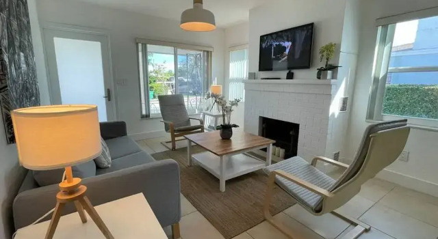 Cozy and super location 2 BR, Забронировать Отель Отели Miami Metropolitan Area 3 звезды, 3*