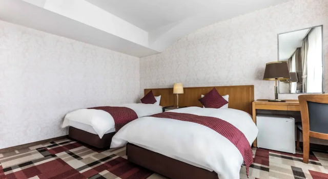 Двухместный номер Standard с балконом и с видом на сад Spa and Resort Hotel Solage Oita Hiji Beppuwan