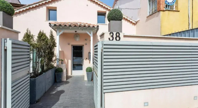 Maison d Orange - Chambres, Забронировать Отель Сен-Тропе Сен-Тропе залива, рядом с Plage de la Ponche