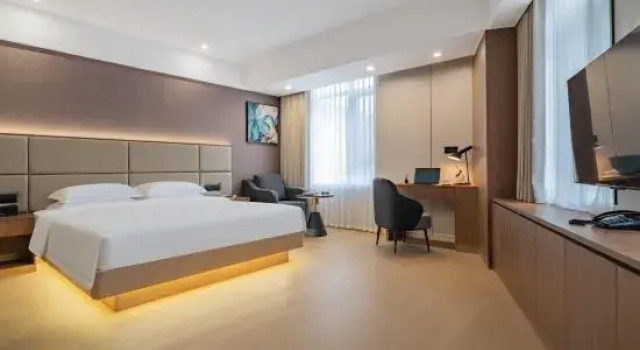 Xierlai Hotel (Ya'an Tianquan 318 National Highway)