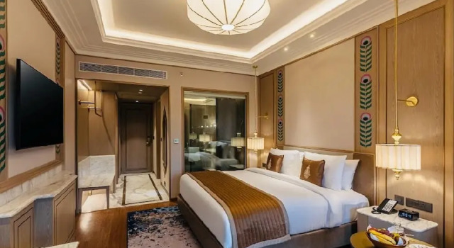 Номер Deluxe Wyndham Grand Udaipur Palace Pure Vegetarian Hotel