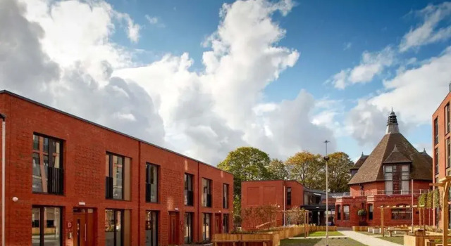Stylish Rooms and Studios - COVENTRY - Campus Accommodation, Забронировать Отель Отели Англии 3 звезды, 3*