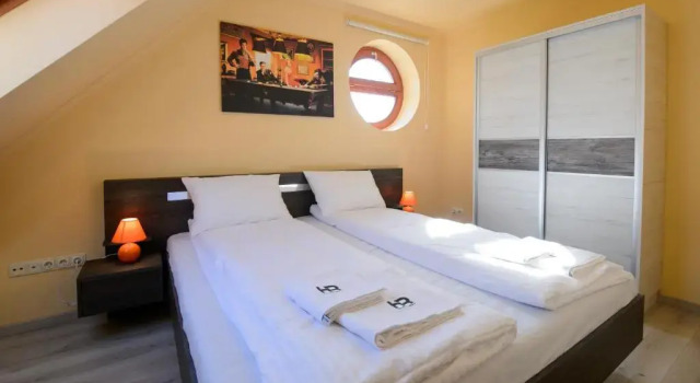 Апартаменты с 2 комнатами HR Apartmanház
