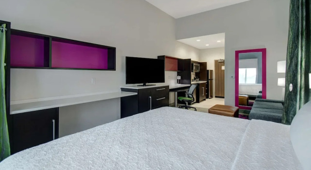 Двухместный люкс Home2 Suites By Hilton Burleson