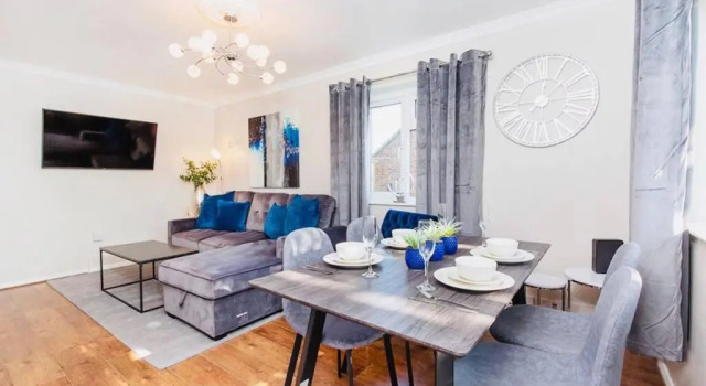Lovely one bed apartment with free parking, Varaa Huoneisto Asunnot kohteessa Merseyside, Huoneisto