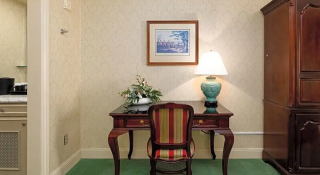 Номер Superior Bristol Hotel, Boutique Collection