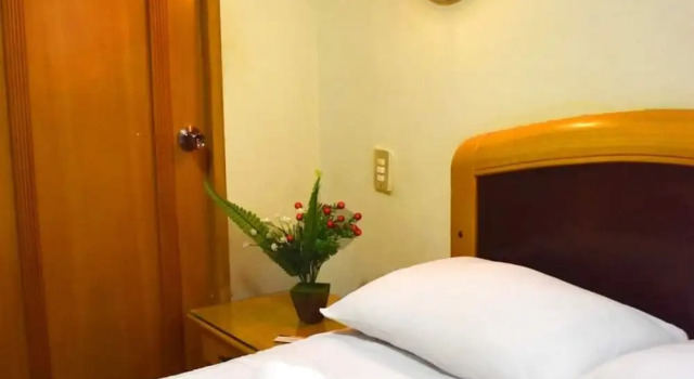 Hotel Sun Beach, Buchen Sie Hotel Hotels in Provinz Santa Elena mit Pool, Schwimmbad
