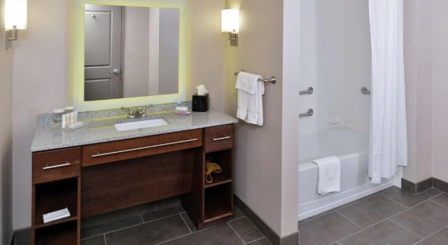 Четырёхместный люкс Homewood Suites by Hilton Cincinnati/Mason