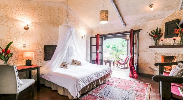 Casa Serenidad, Book Hotel Hotels in Zacatepeques with Parking, Parking