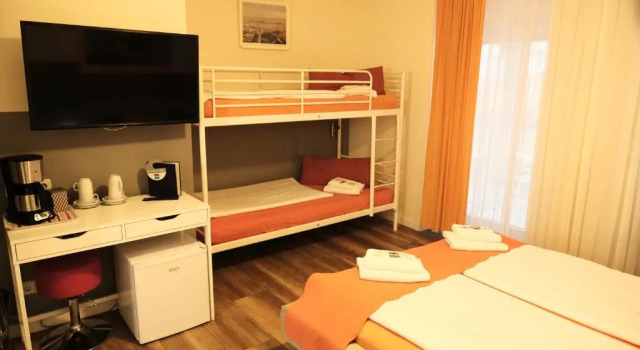 Семейный номер Standard City Guesthouse Pension Berlin