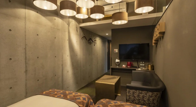 HALE Kyoto Tambaguchi ハレ京都丹波口, Book Hotel Shimogyo Ward 