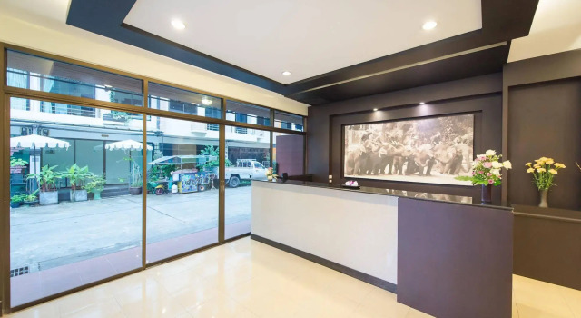 The SR Residence