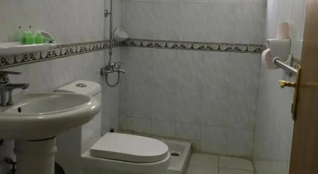 Economy Vierer Zimmer mit Balkon und mit Blick Dijlat Al Khair Hotel فندق دجلة الخير