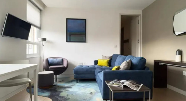 Апартаменты Executive Wells Court by Aeria Apartments