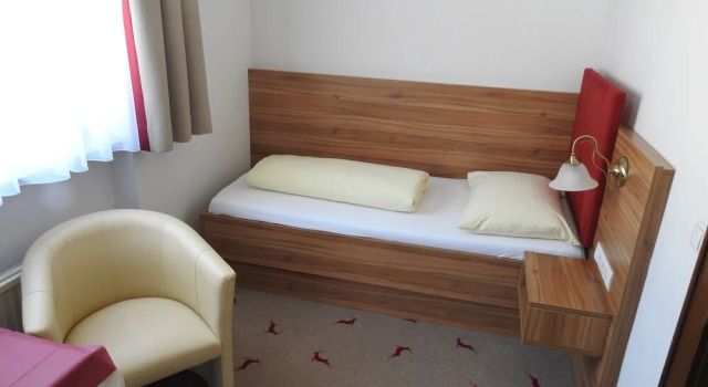 Одноместный номер Standard с балконом Hotel Moawirt