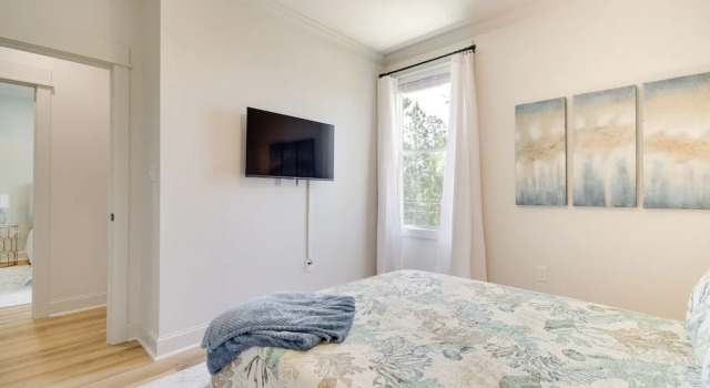 Коттедж Lovely Bay St Louis Retreat w/ Dock & Canal Access