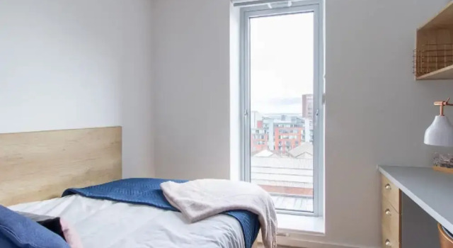 Modern Ensuite Rooms - SHEFFIELD