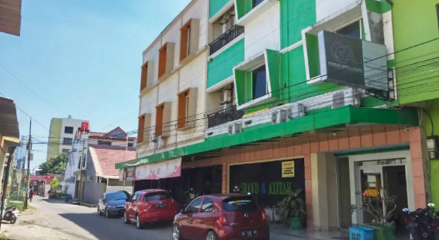 Hotel O Grand Azizah, Book Hotel Hotels in Sulawesi with Parking, Parking