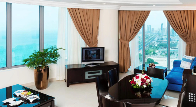 Executive Doppel Suite Costa Del Sol Hotel by Arabian Link