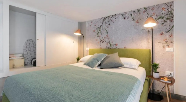 Студия Living Walls Florence Apartments