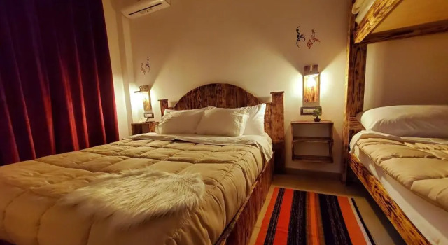 Clockwise Gjirokaster