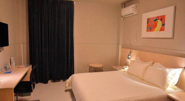 Номер Business Jinjiang Inn Anyang Linzhou Hongqiqu Street Municipal Government Branch