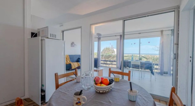 Les Cyclades 20277, Book Hotel Hoteller i Corbières med parkering, Parkering