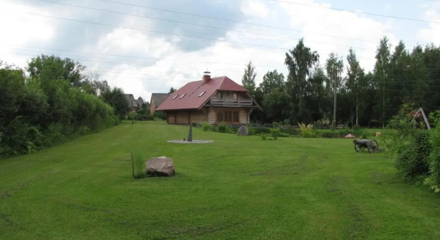 Коттедж с балконом Laba Oma