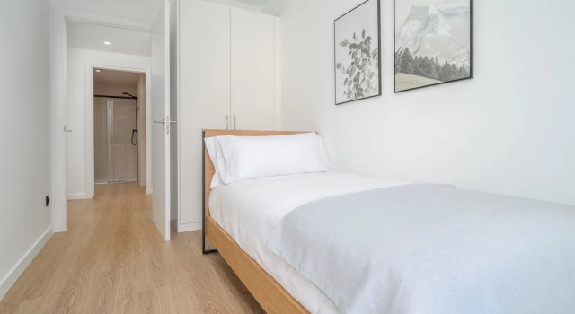 Семейные апартаменты с 2 комнатами Limehome Barcelona Plaça Pirineus
