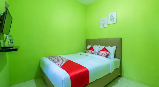 Standard Doppel Zimmer OYO 1399 Cemara Residence Syariah