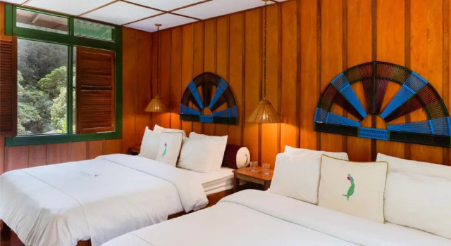 Trogon Lodge