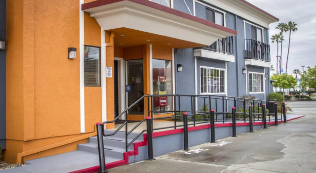 Quality Inn, 预订 酒店 卡斯特罗谷 旧金山湾区