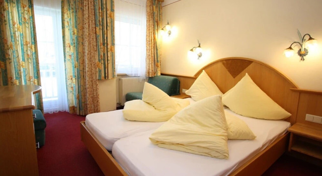 Apartment in Kleinarl with Ski Boot Heaters,Parking, Heating