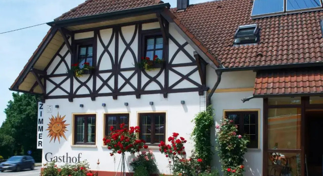 Gasthof zur Sonne, Book Guesthouse Hotels in Bavaria with Parking, Parking