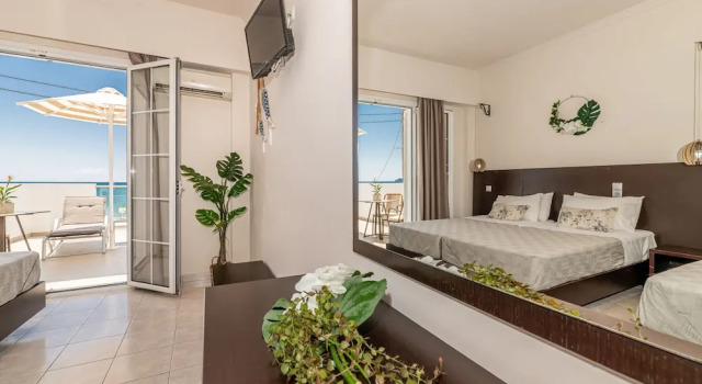 Номер Standard Mouria Studios & Apartments