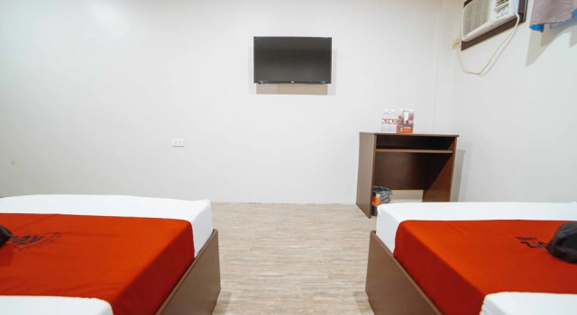 RedDoorz @ Traveler's Inn Bajada Davao, Varaa Hotelli Edulliset hotellit kohteessa Davao
