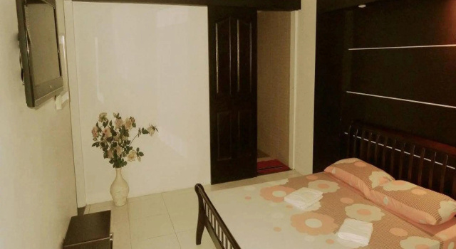 Двухместный люкс Premier с видом на сад Quezon Premier Hotel Lucena
