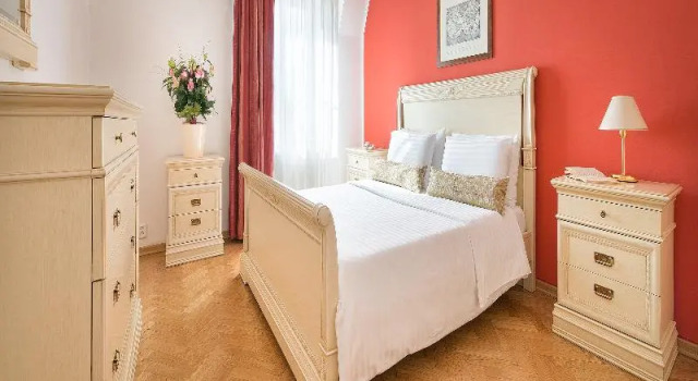 Одноместный номер Standard Hotel Suite Home Prague