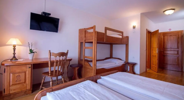 Четырёхместный номер Standard с балконом Tourist farm Pri Andrejevih