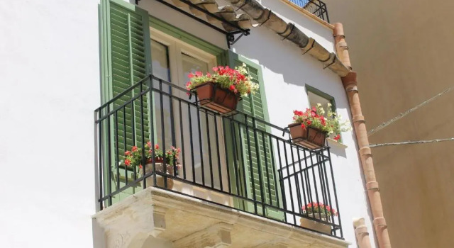 Le Stanze dellEmiro, Book Bed and Breakfast Hotels in Sicily with Parking, Parking