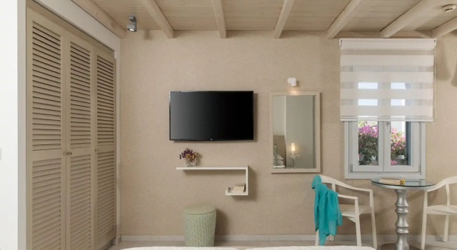 Трёхместный номер Standard Iria Beach Art Hotel