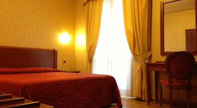 Двухместный номер Standard с видом на озеро Hotel Holiday Sul Lago