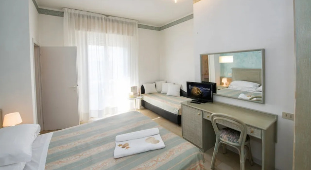 Hotel Cristina Corona