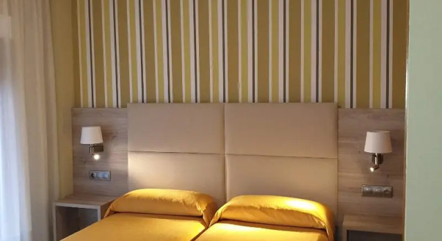 Апартаменты с 2 комнатами с балконом Hotel Atlántico Sanxenxo